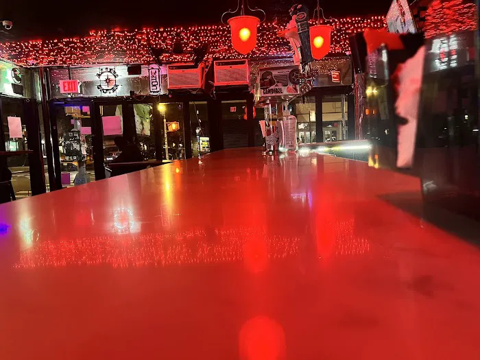 Mama's Bar Picture 7