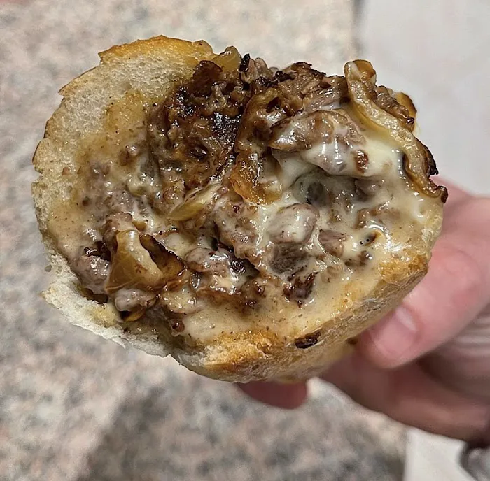 G’s Cheesesteaks Picture 8