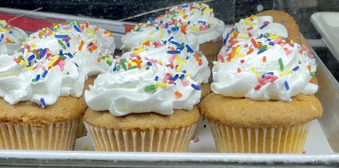 Rossy's Bakery & Coffee Shop Picture 6