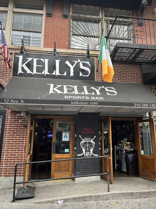 Kelly's Sports Bar Picture 4