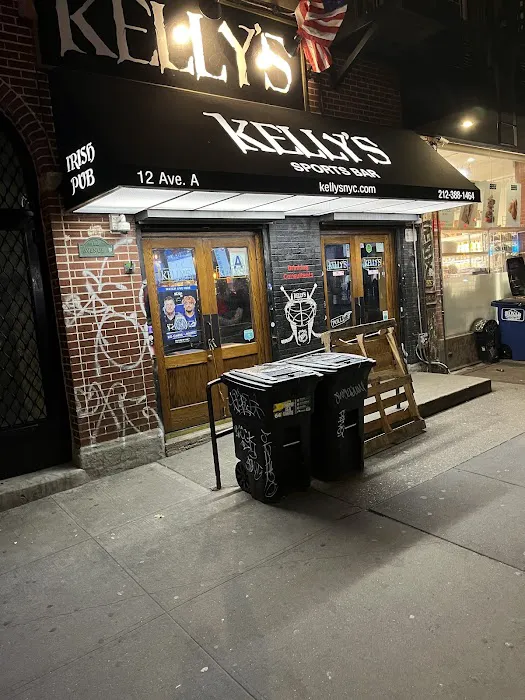 Kelly's Sports Bar Picture 3