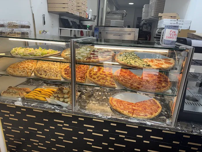 Basilico Pizzeria Halal Picture 7