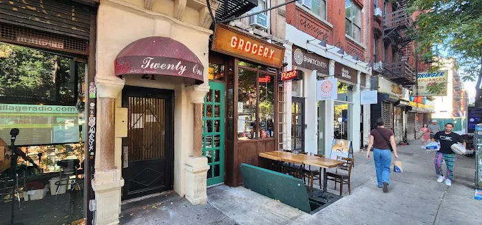 Lil' Frankie's Grocery Picture 7