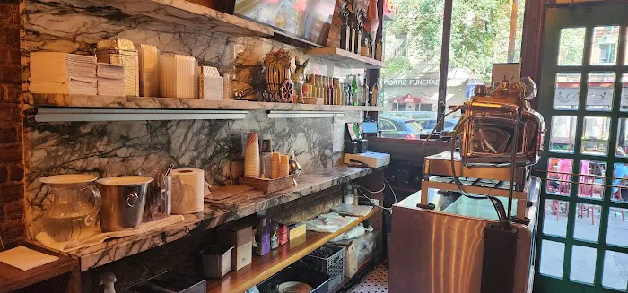 Lil' Frankie's Grocery Picture 4