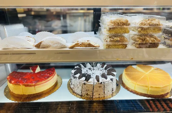 Luscious Market Deli Picture 2