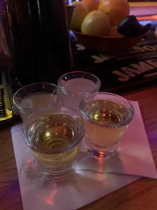 Whiskey Town Picture 7