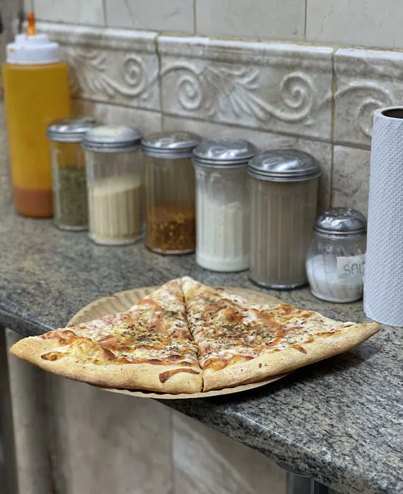 $1.50 Fresh Pizza Picture 7