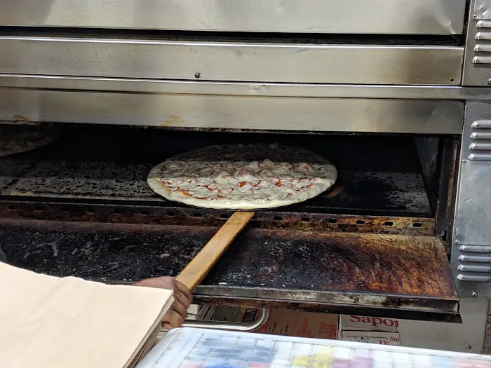 $1.50 Fresh Pizza Picture 10