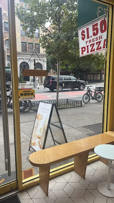 LÀ LÁ Bakeshop NYC Picture 10