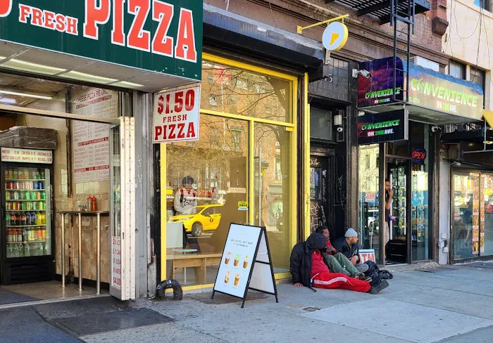 LÀ LÁ Bakeshop NYC Picture 2