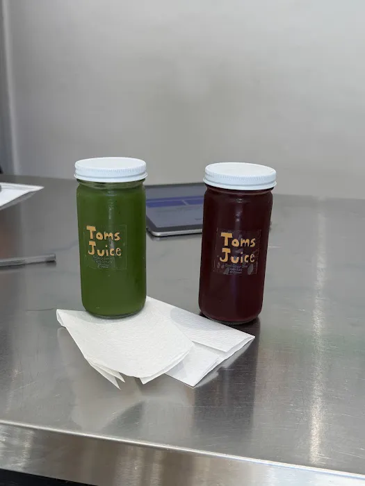 Toms Juice Picture 7