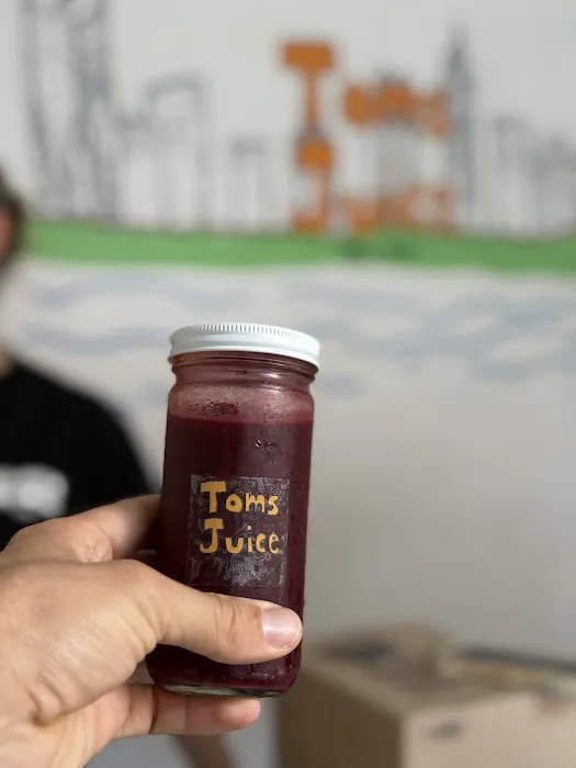 Toms Juice Picture 4