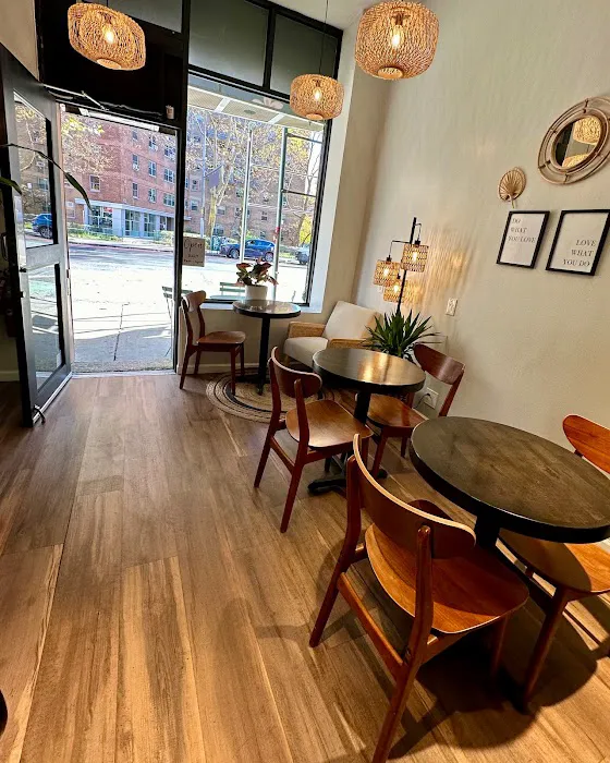 Tropic Berry Cafe Picture 6