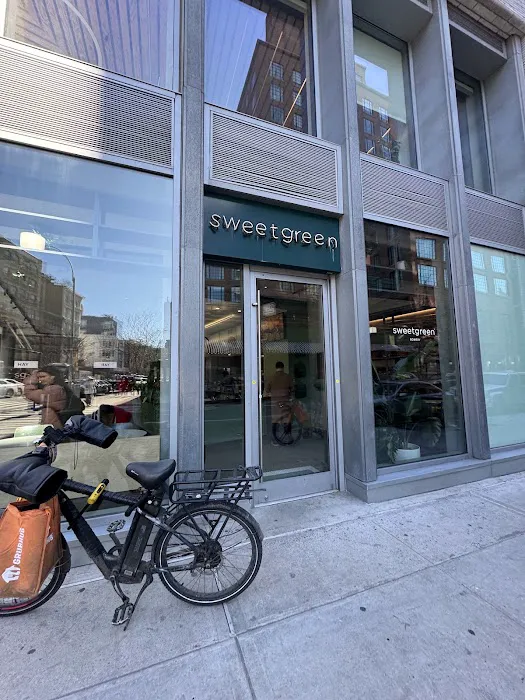 sweetgreen Picture 1