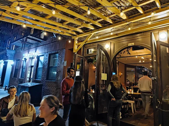 Bibi Wine Bar Picture 9