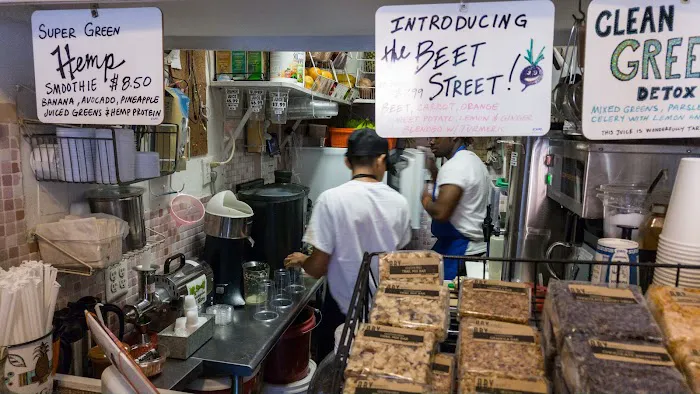 Juicy Lucy Juice Bar Picture 4