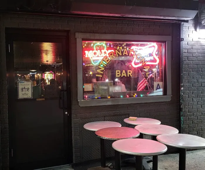 International Bar Picture 7