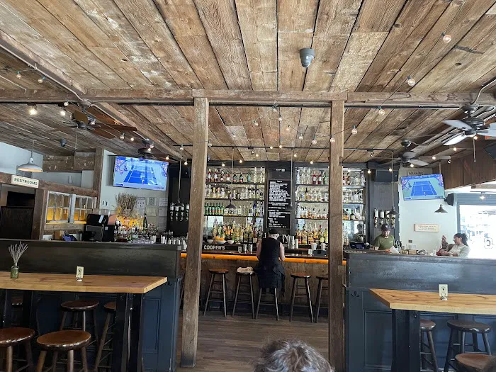 Cooper's Craft & Cocktails Picture 1