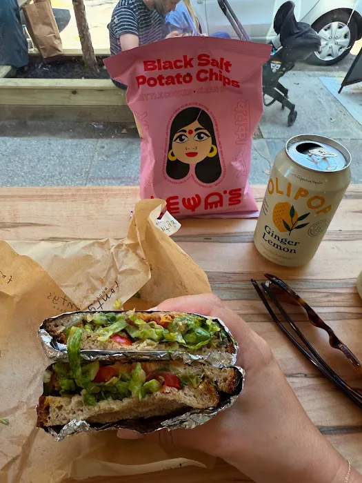 Fonty’s Deli + Dukaan Picture 5