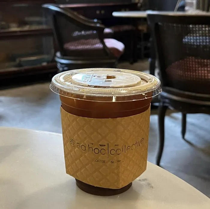 ad hoc : cafe Picture 4