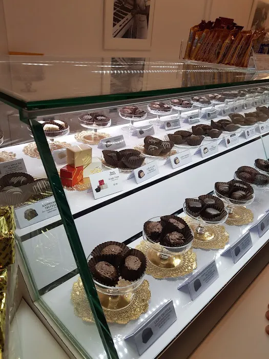 See's Candies Picture 10
