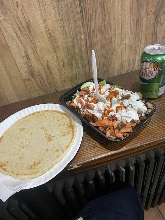Sammy’s Halal Food Picture 6