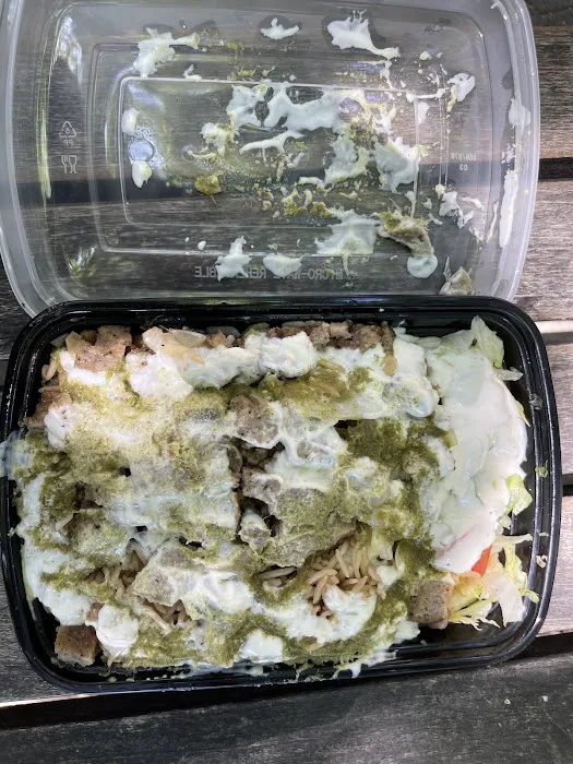 Sammy’s Halal Food Picture 5