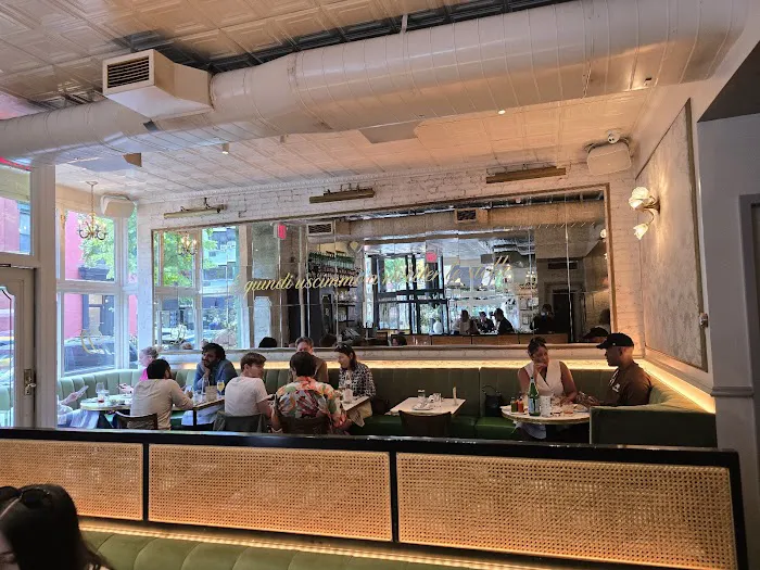 Dante West Village Picture 9