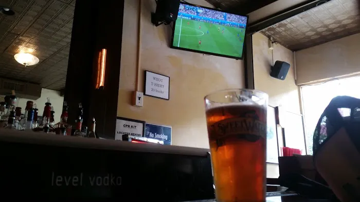 WXOU Bar Picture 9