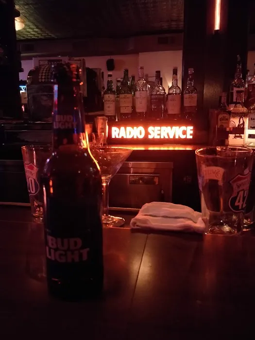 WXOU Bar Picture 3
