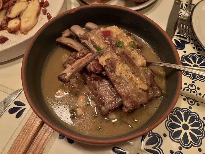 Leitao Picture 1