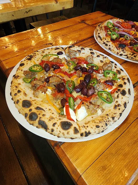Brunetti Pizza Picture 6