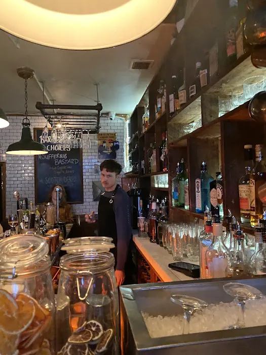 Entwine Cocktail Bar Picture 5
