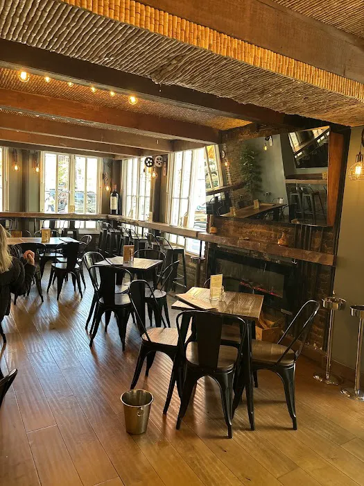 Stafili Wine Cafe Picture 5