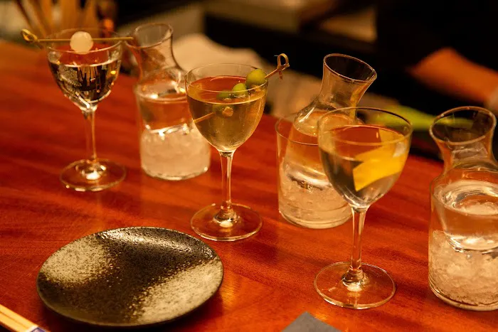 The Hand Roll Bar Picture 2