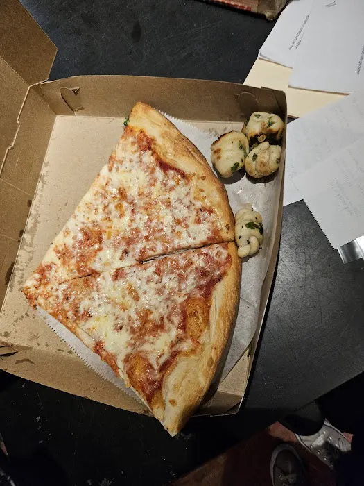 NY FRESH PIZZA Picture 8