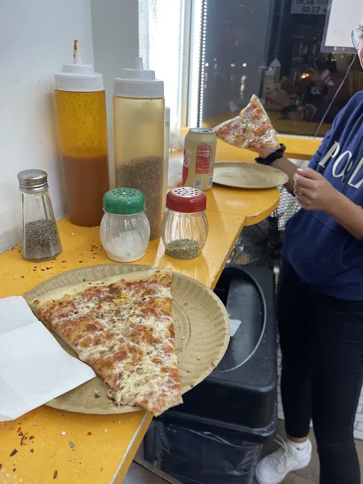 NY FRESH PIZZA Picture 2