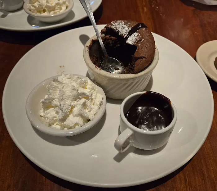 Knickerbocker Bar & Grill Picture 6