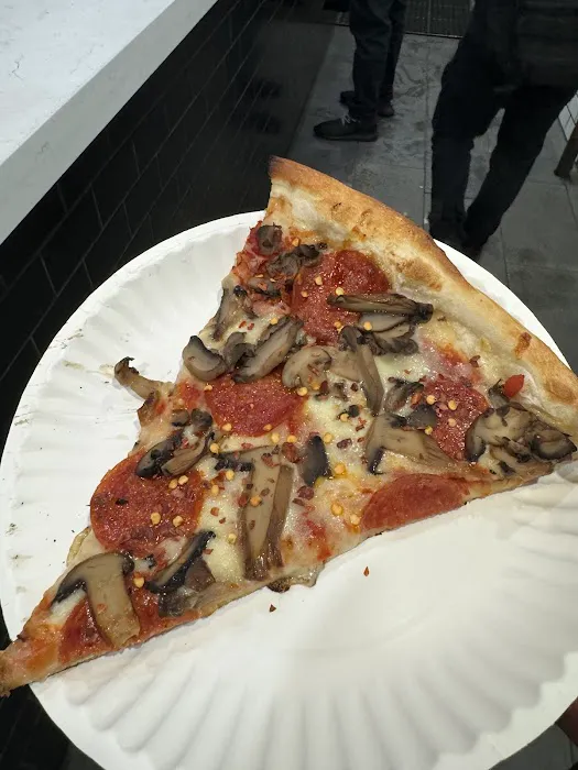 2 Bros Pizza Picture 8