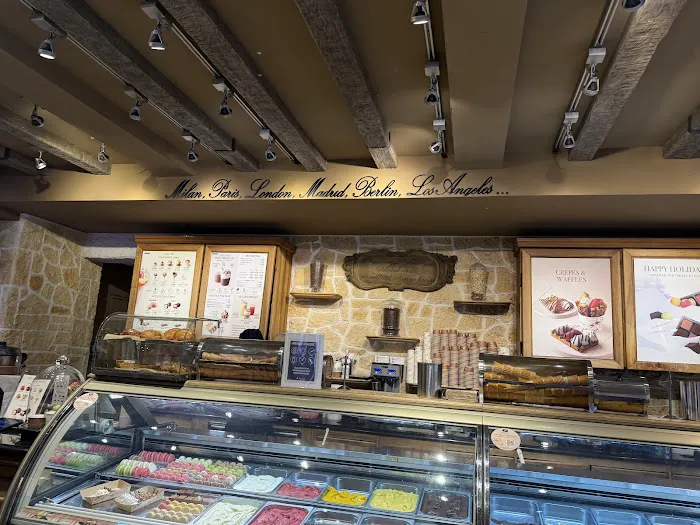 Amorino Gelato - New York Greenwich Village Picture 10