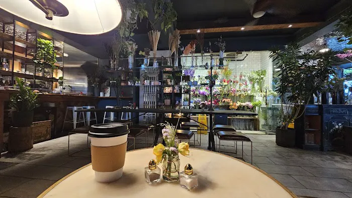 Rosecrans Cafe & Wine Bar Picture 1