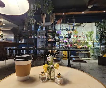 Rosecrans Cafe & Wine Bar