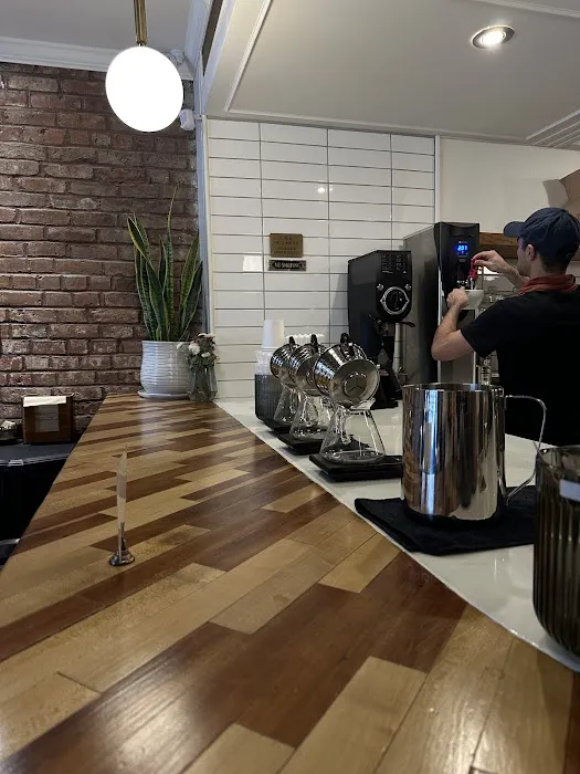 Moshava Coffee Picture 1