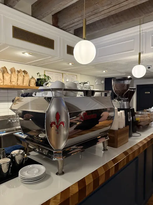 Moshava Coffee Picture 4
