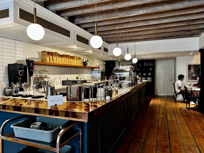 Moshava Coffee Picture 3