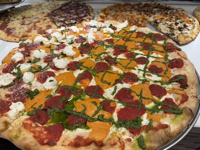 Roma Pizza Picture 2