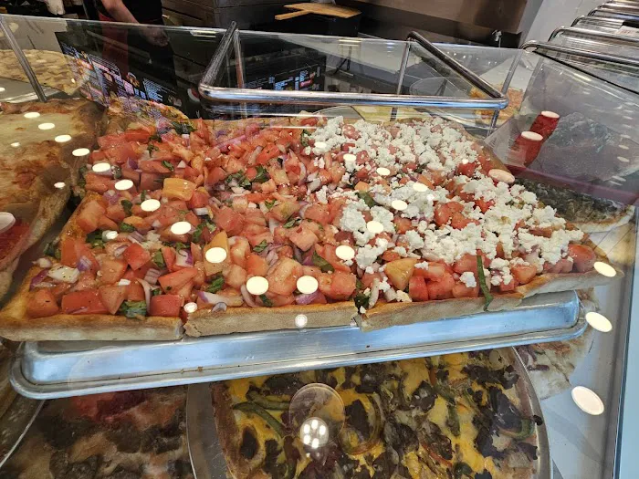 Roma Pizza Picture 10