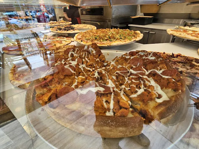 Roma Pizza Picture 7