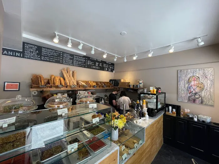 Madman Bakery Picture 8