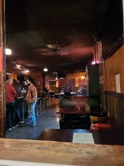 Cherry Tavern Picture 8